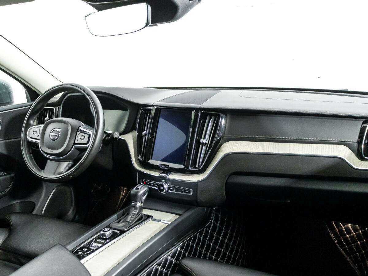 Купить Volvo XC60 с пробегом. Фото: #8