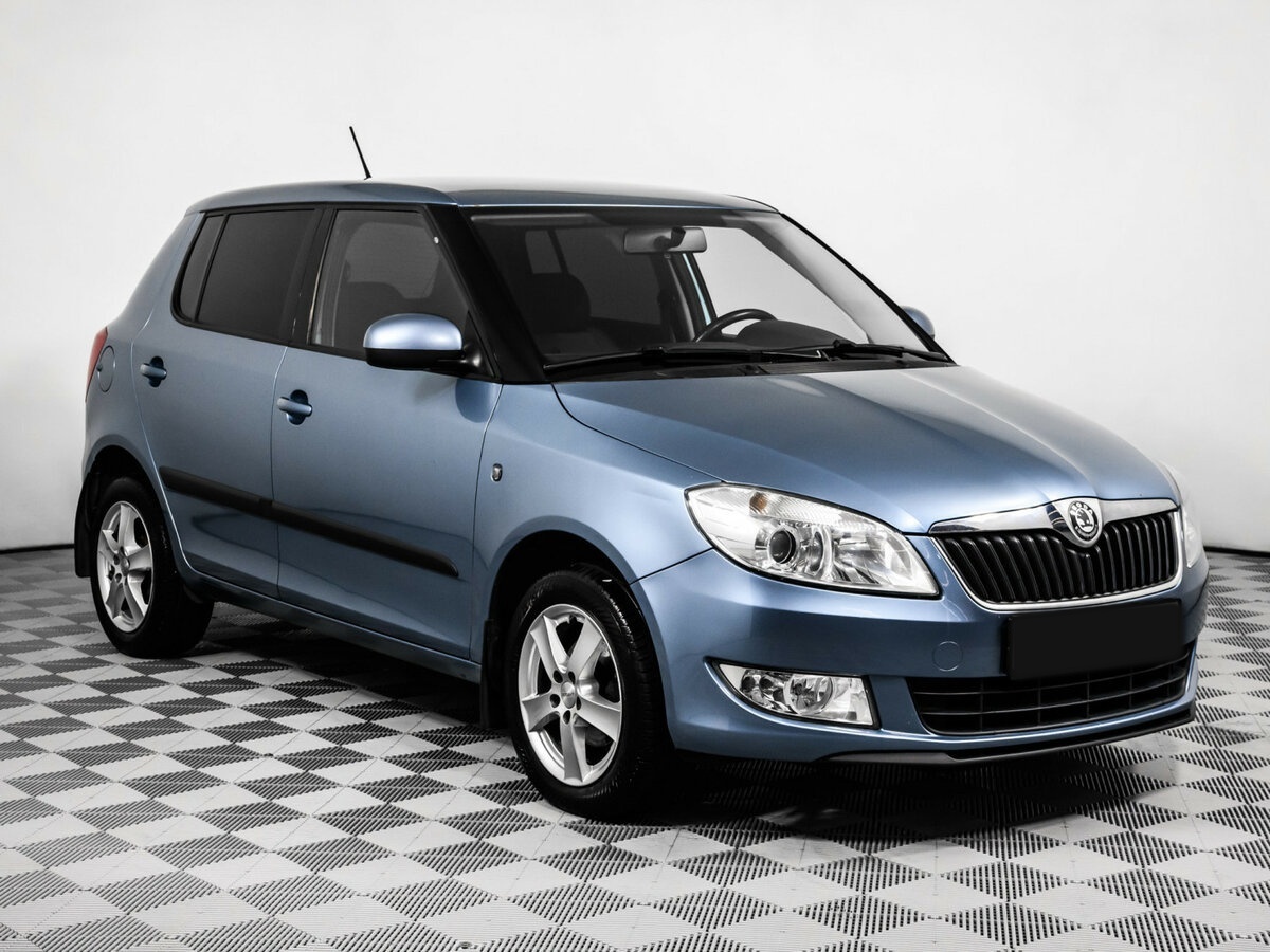 Купить Skoda Fabia с пробегом. Фото: #2
