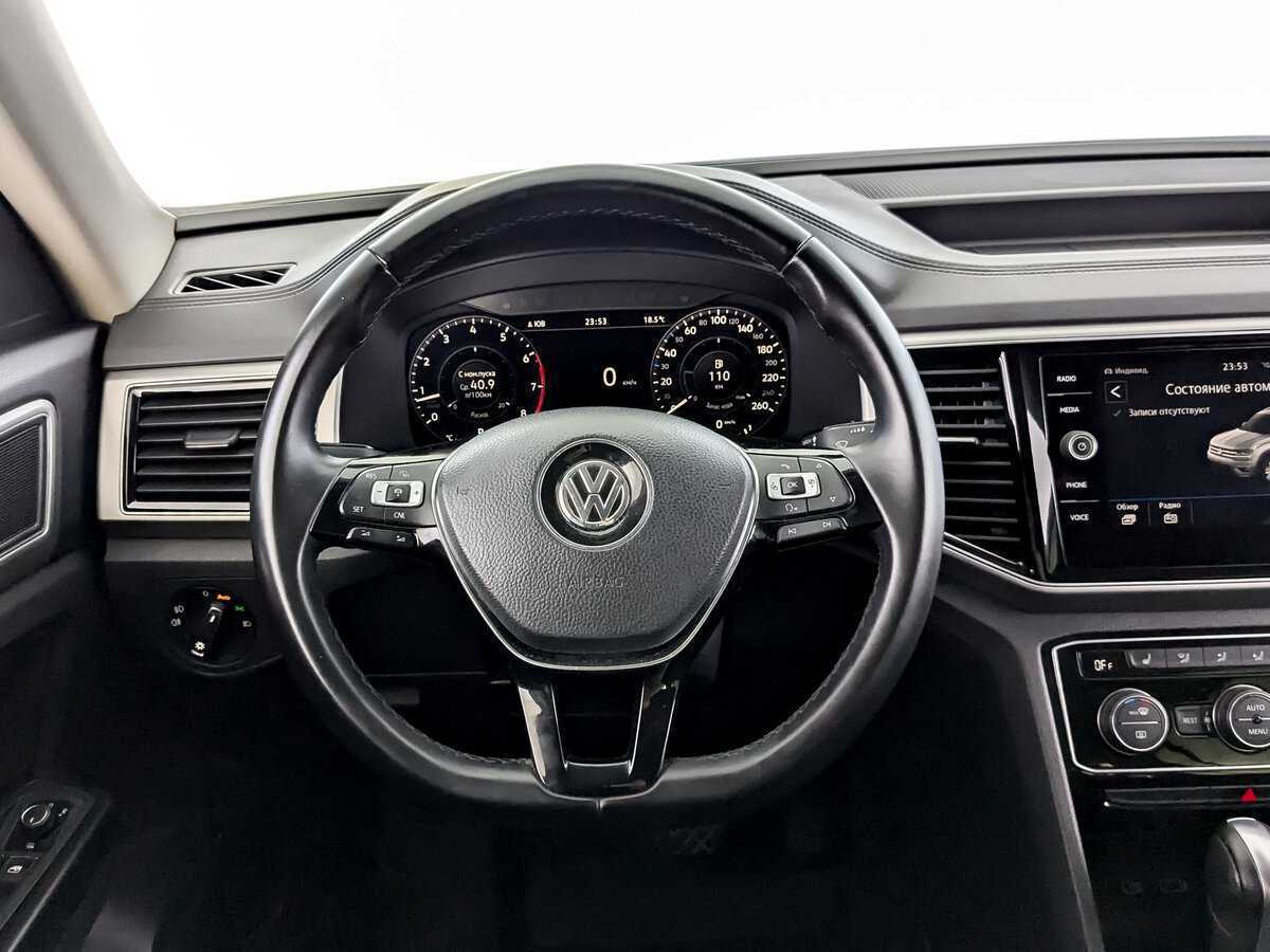 Купить Volkswagen Teramont с пробегом. Фото: #17