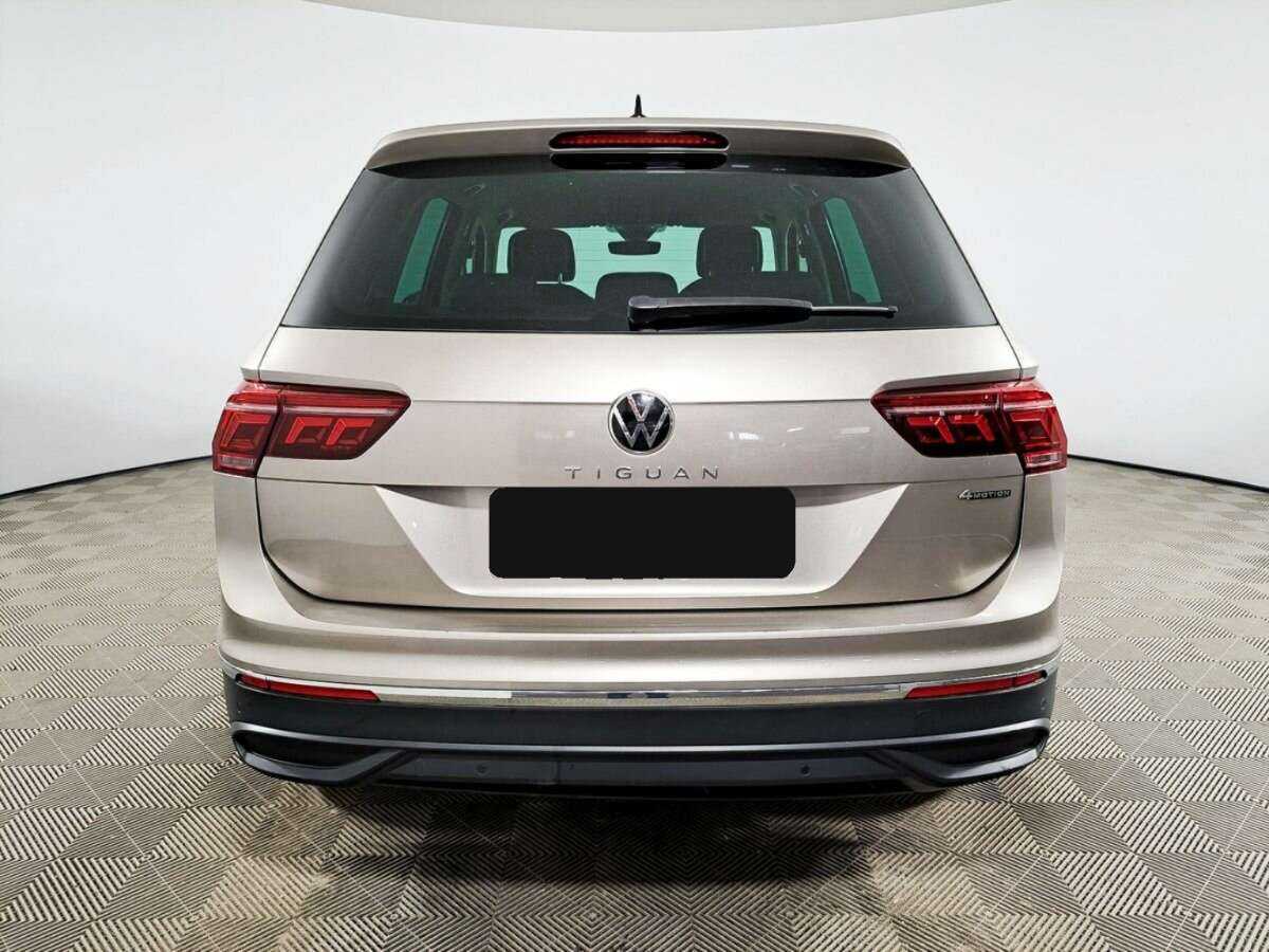 Купить Volkswagen Tiguan с пробегом. Фото: #5