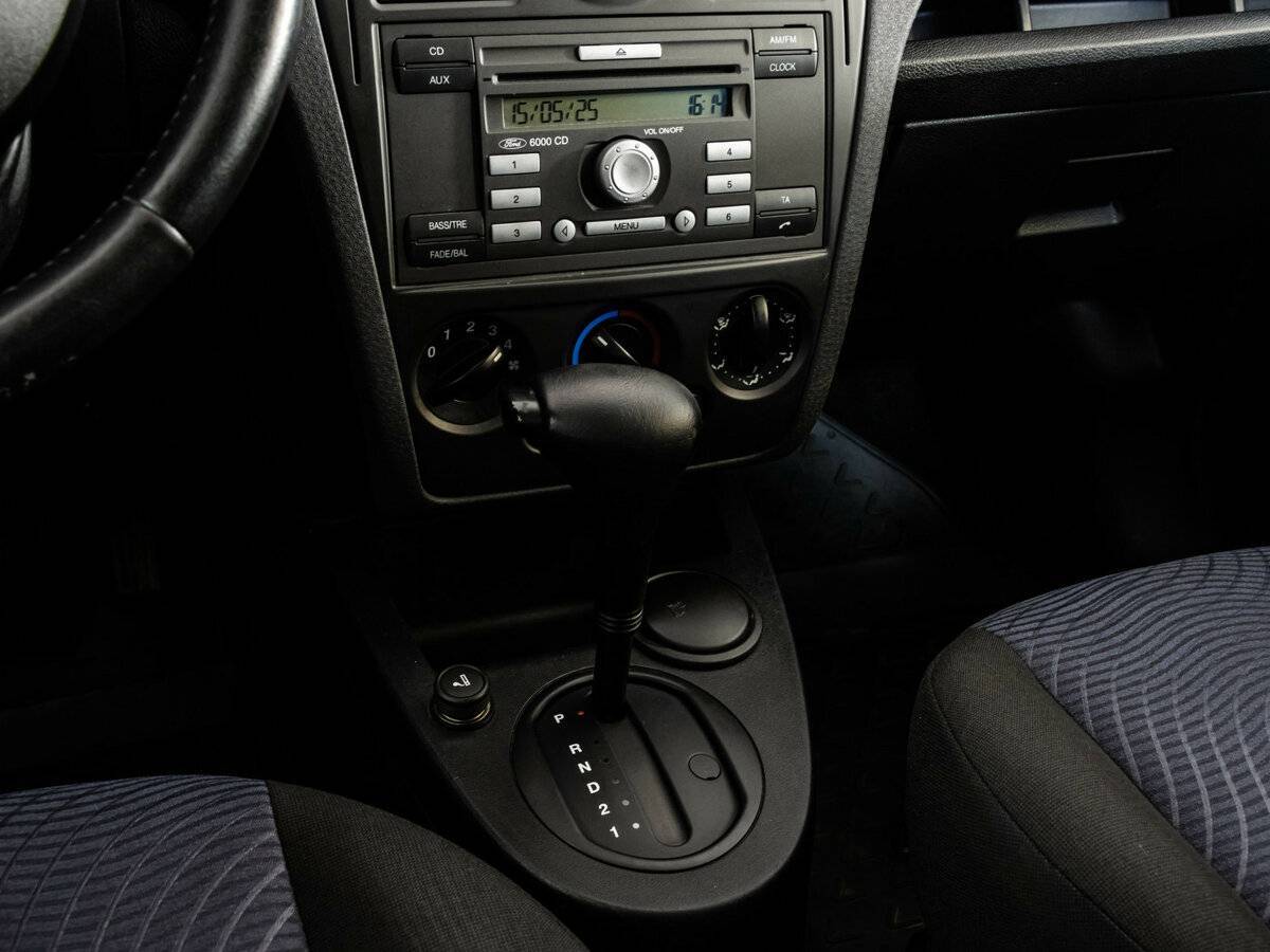 Купить Ford Fusion с пробегом. Фото: #8