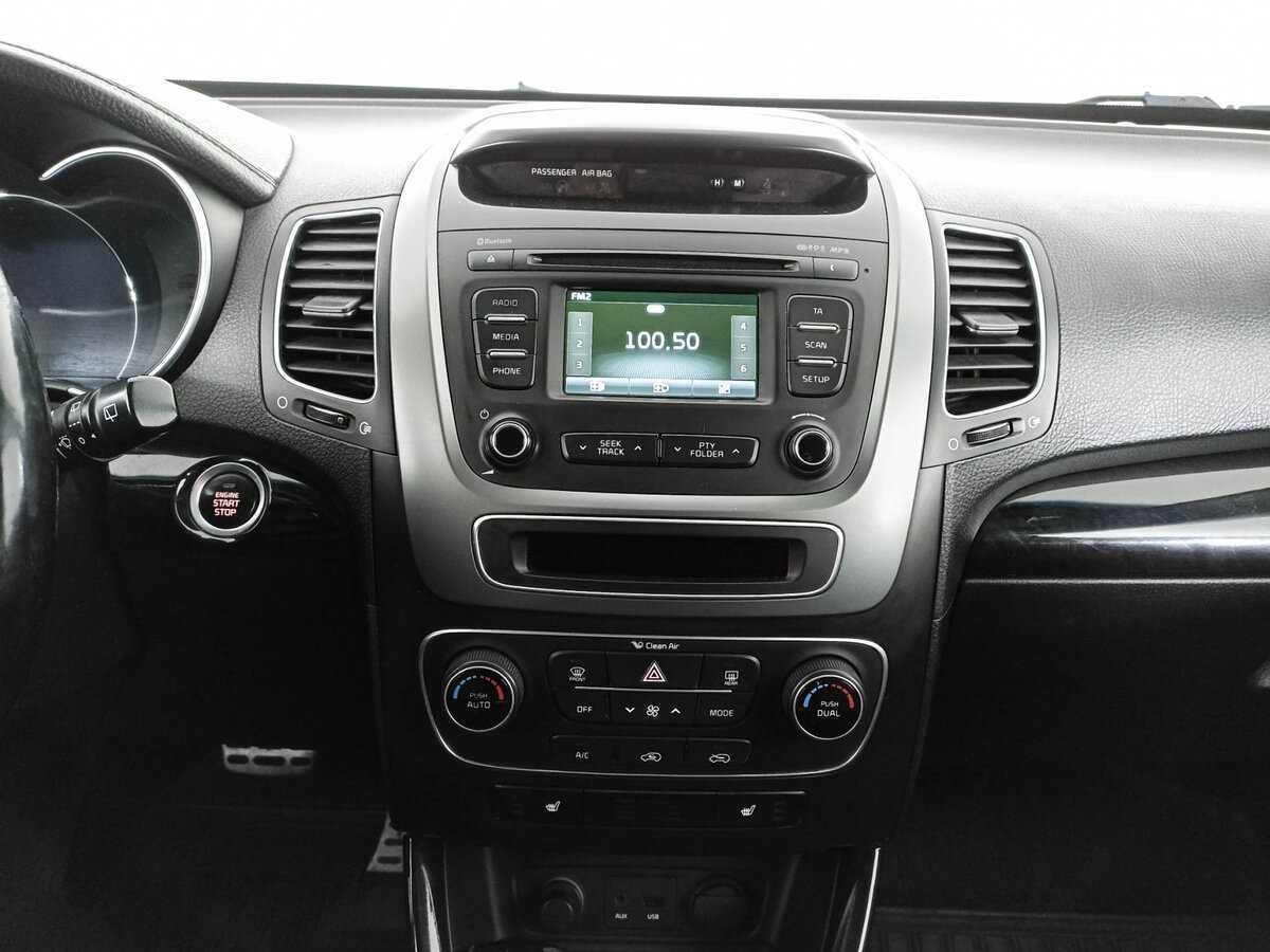 Купить Kia Sorento с пробегом. Фото: #12