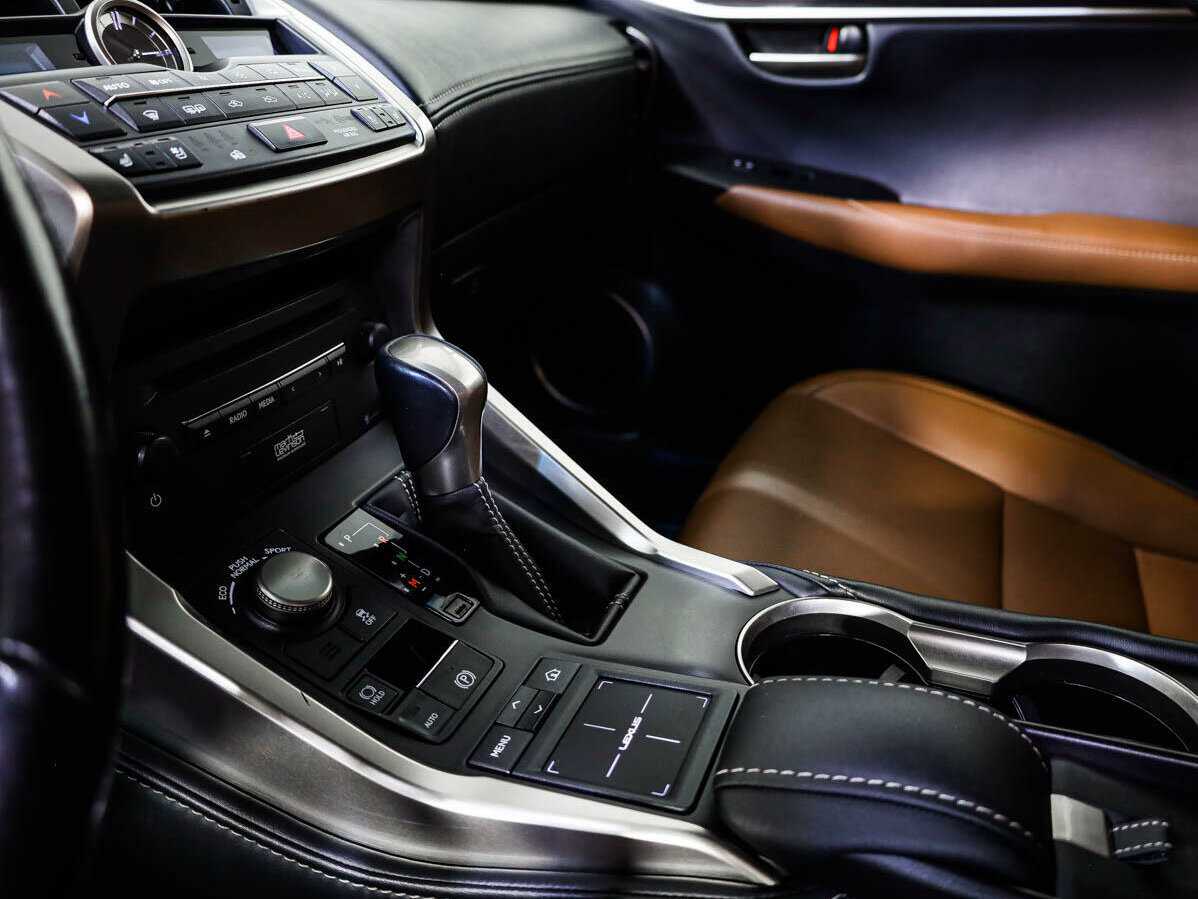 Купить Lexus NX с пробегом. Фото: #15