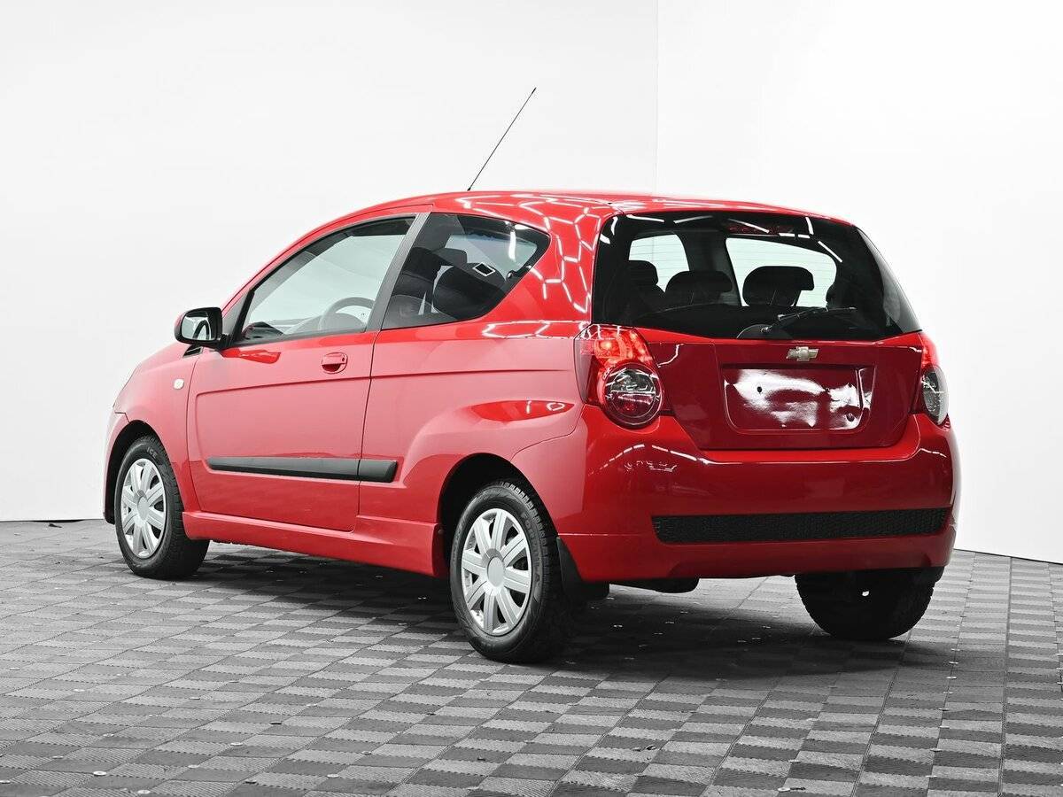 Купить Chevrolet Aveo с пробегом. Фото: #2