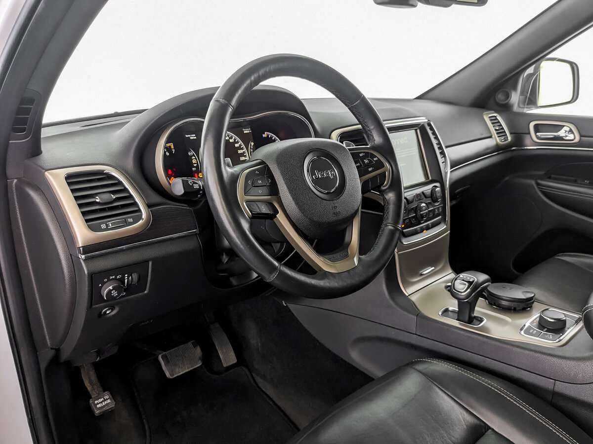 Купить Jeep Grand Cherokee с пробегом. Фото: #15
