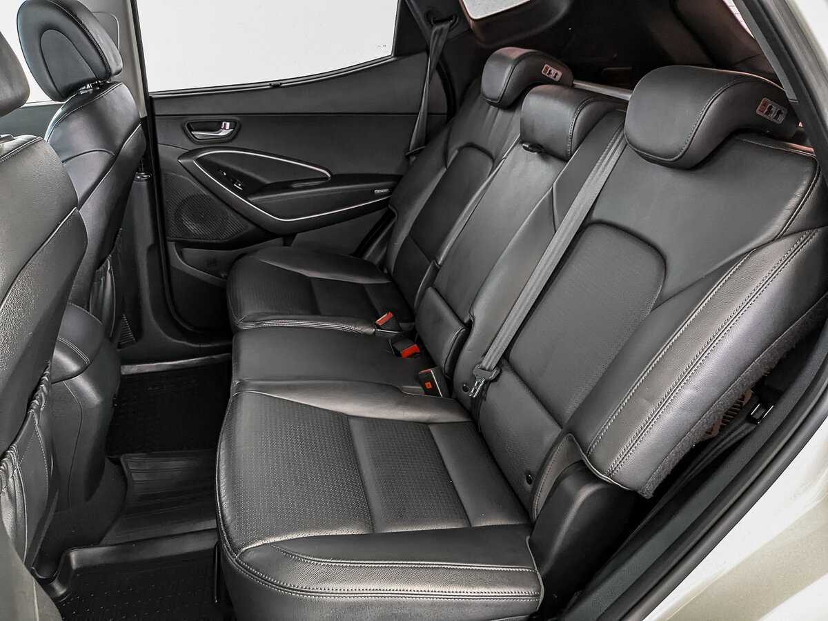 Купить Hyundai Santa Fe с пробегом. Фото: #11