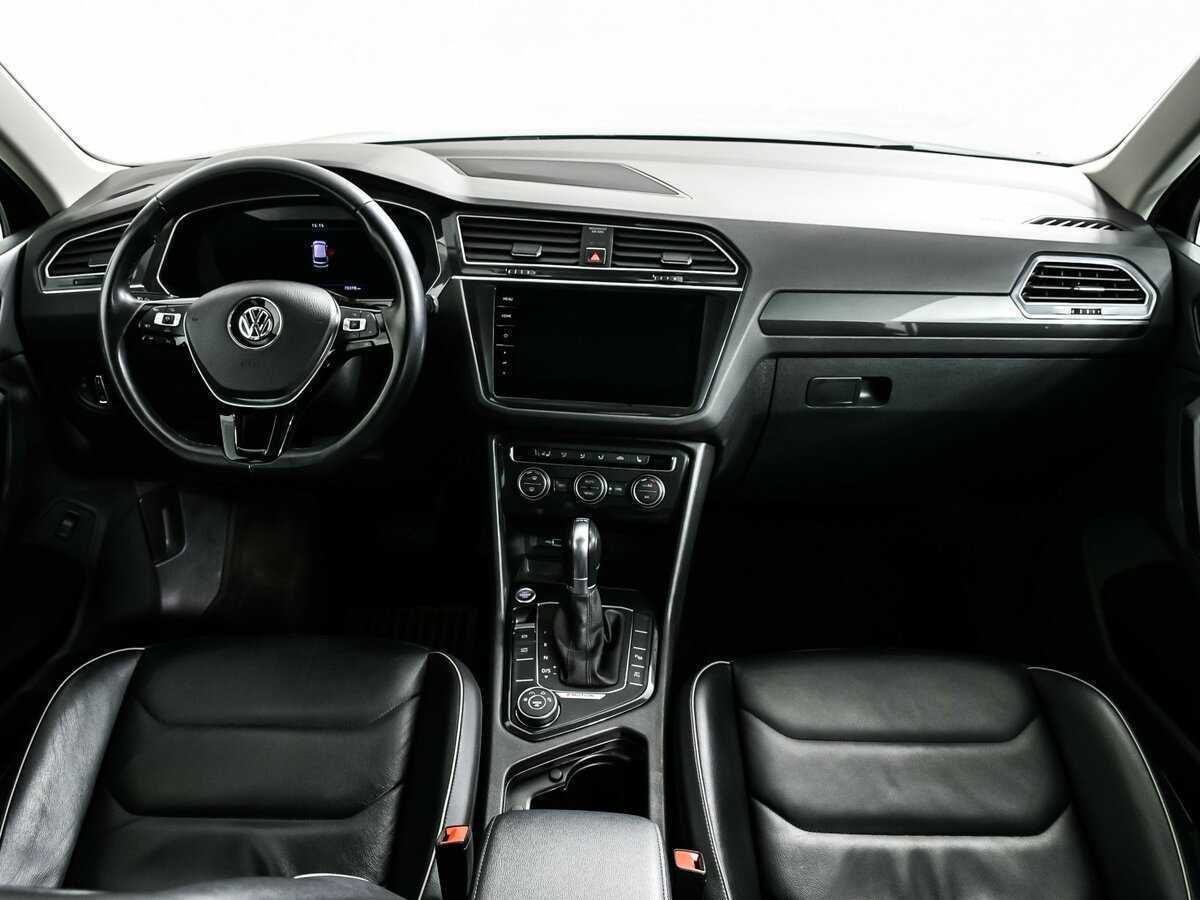 Купить Volkswagen Tiguan с пробегом. Фото: #9