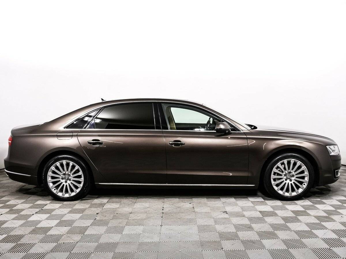 Купить Audi A8 с пробегом. Фото: #3