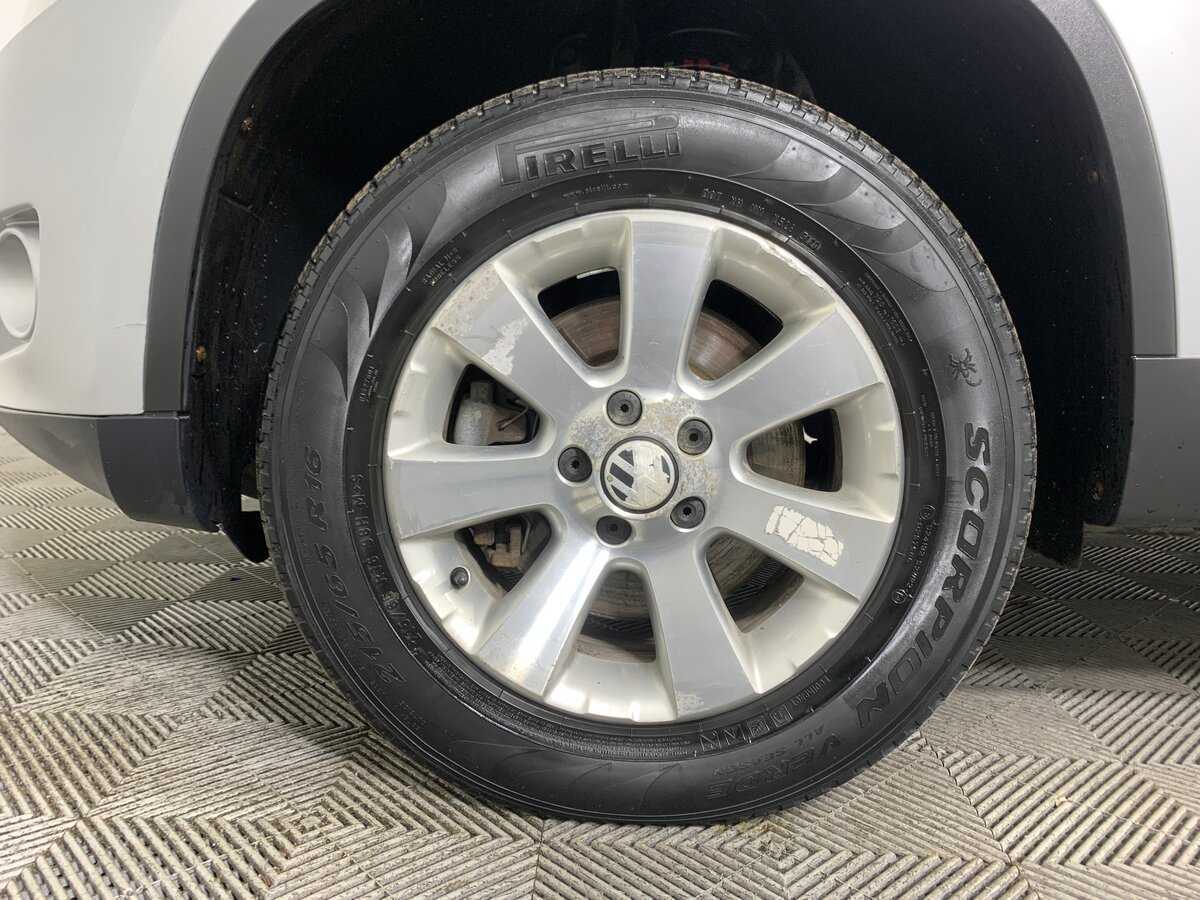 Купить Volkswagen Tiguan с пробегом. Фото: #8