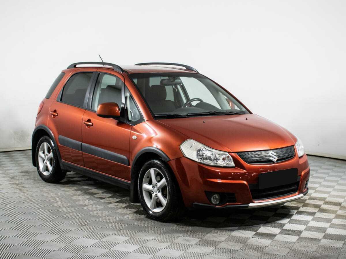 Купить Suzuki SX4 с пробегом. Фото: #2