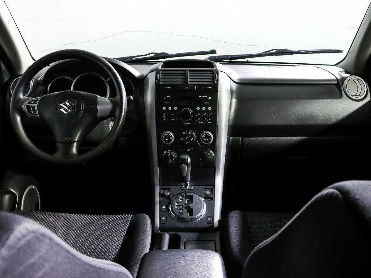 Купить Suzuki Grand Vitara с пробегом. Фото: #11