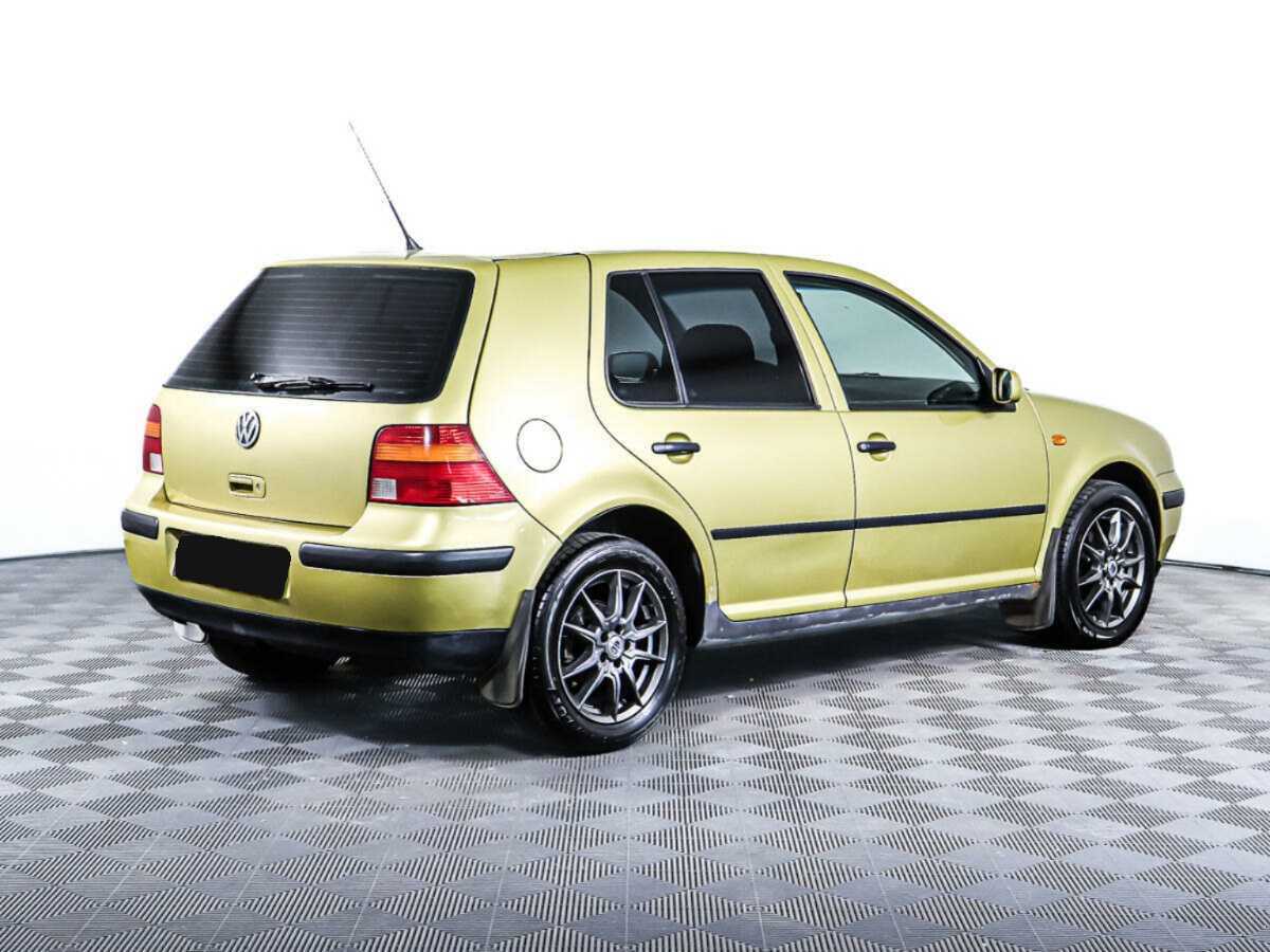 Купить Volkswagen Golf с пробегом. Фото: #4