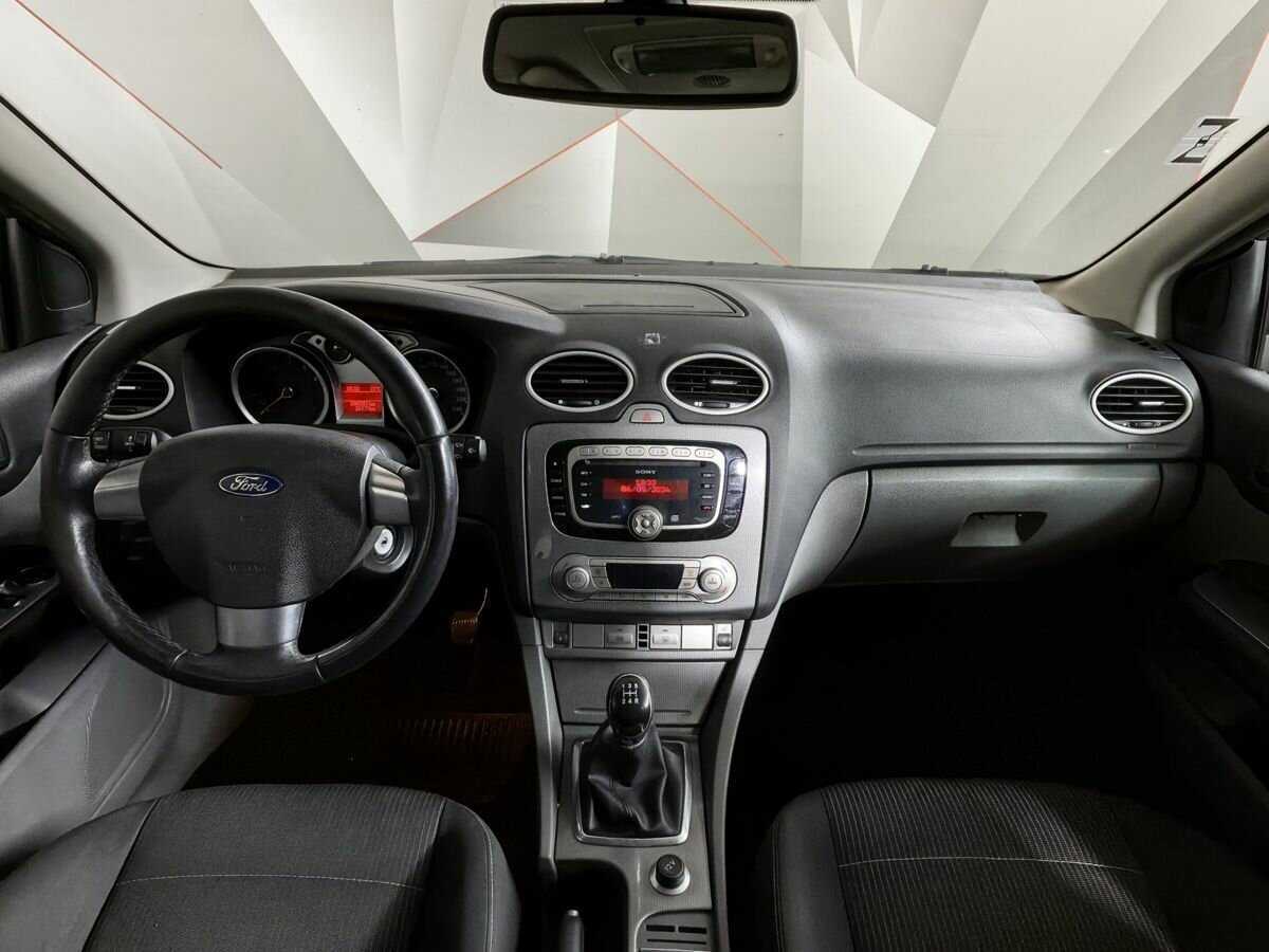 Купить Ford Focus с пробегом. Фото: #9