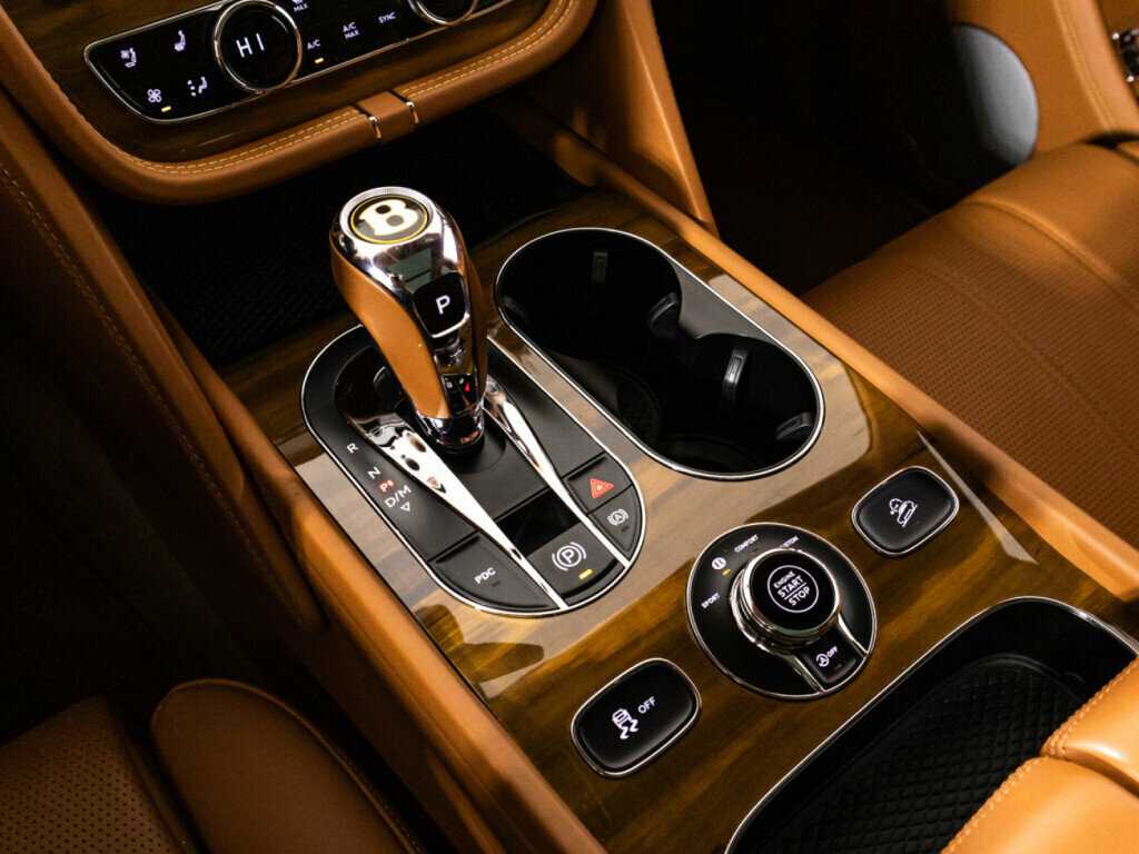 Купить Bentley Bentayga с пробегом. Фото: #20