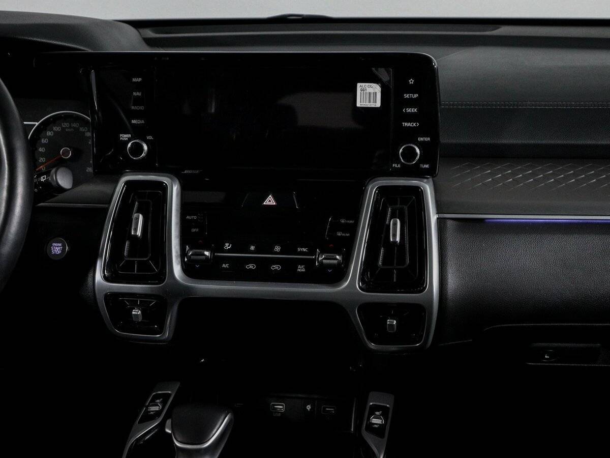 Купить Kia Sorento с пробегом. Фото: #12