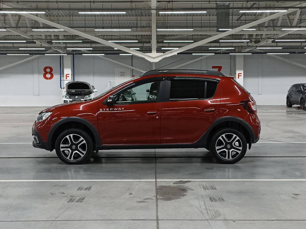 Купить Renault Sandero с пробегом. Фото: #7