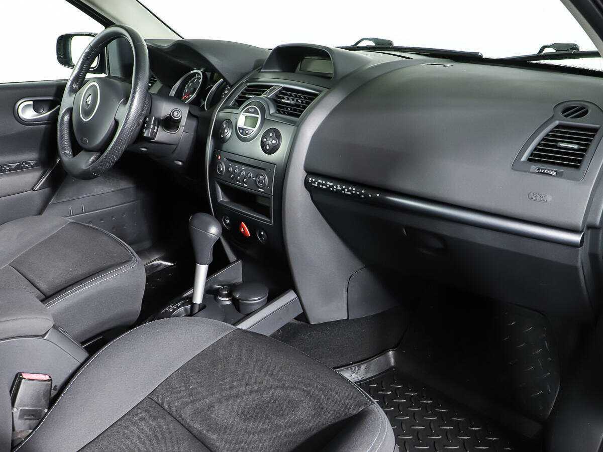 Купить Renault Megane с пробегом. Фото: #8
