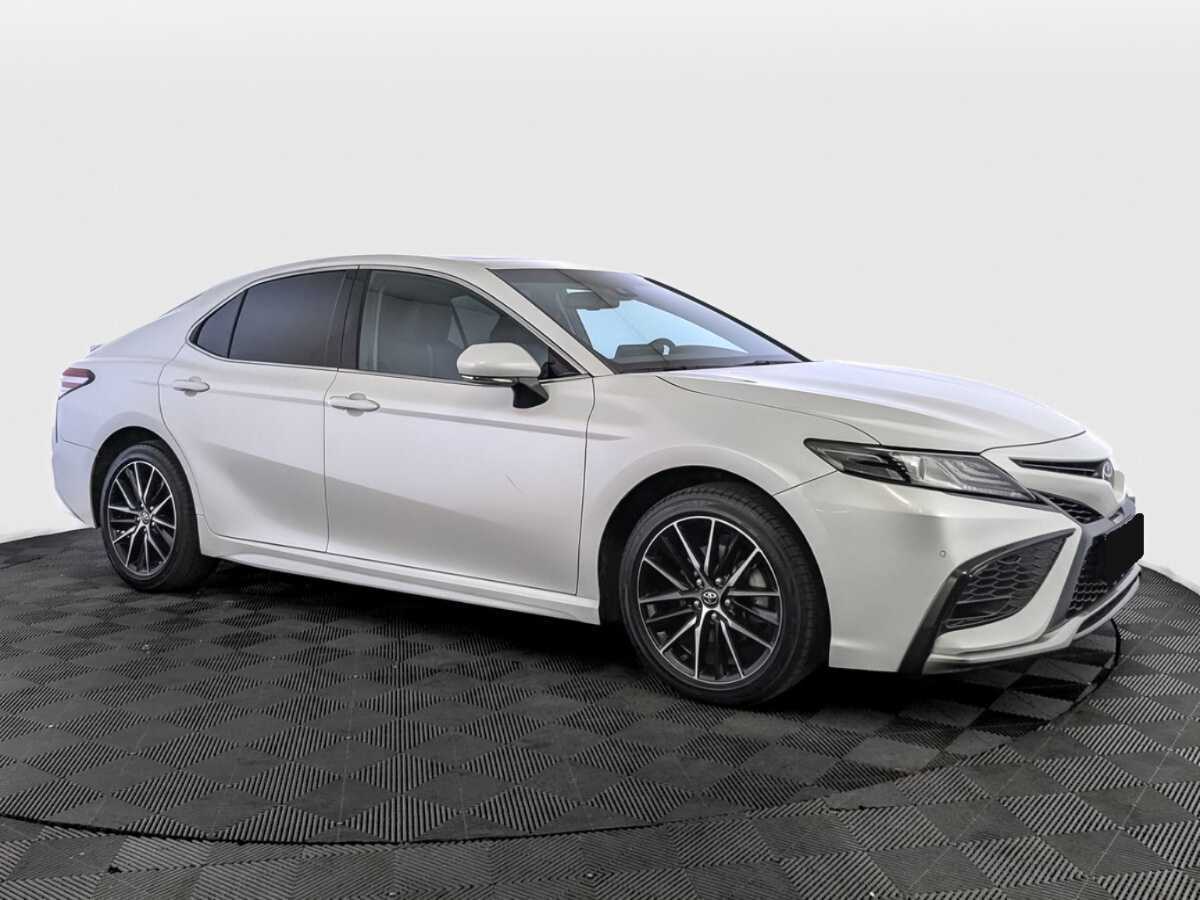 Купить Toyota Camry с пробегом. Фото: #2