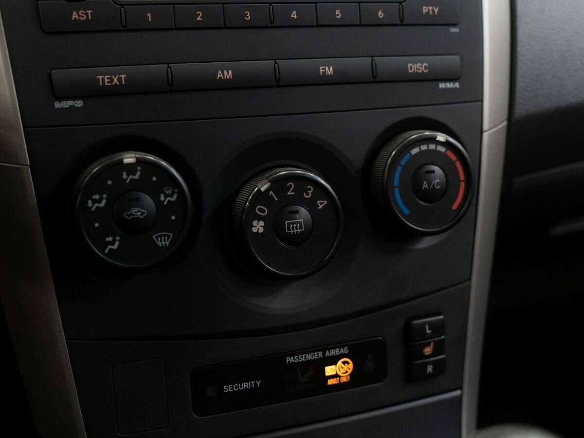 Купить Toyota Corolla с пробегом. Фото: #13