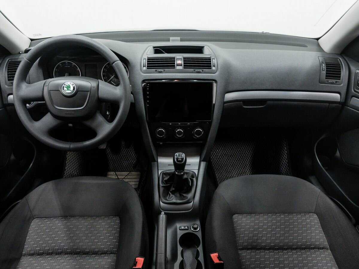 Купить Skoda Octavia с пробегом. Фото: #10