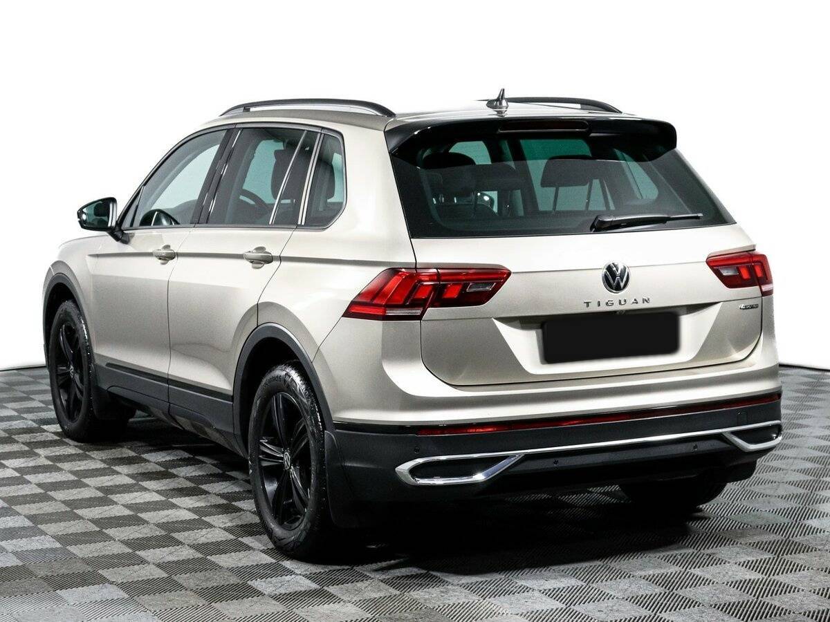 Купить Volkswagen Tiguan с пробегом. Фото: #6