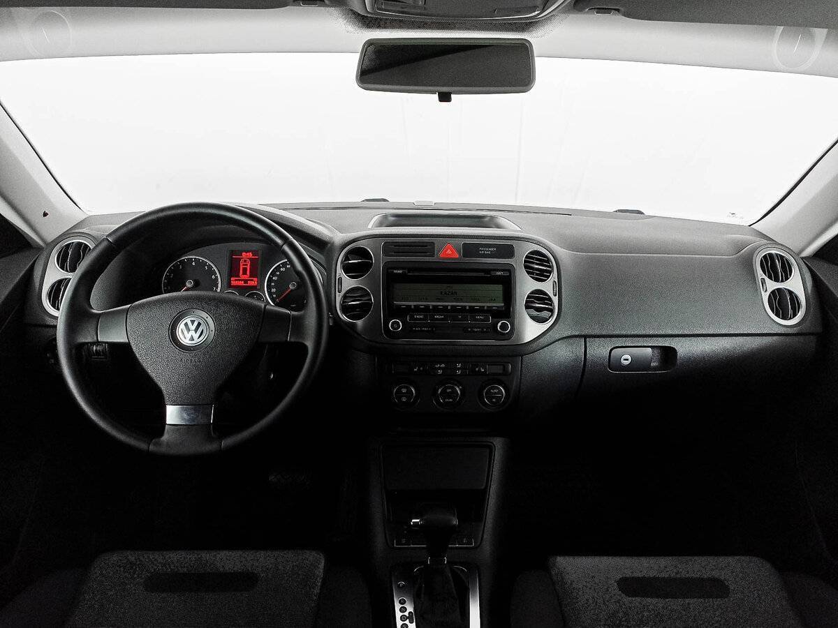 Купить Volkswagen Tiguan с пробегом. Фото: #13