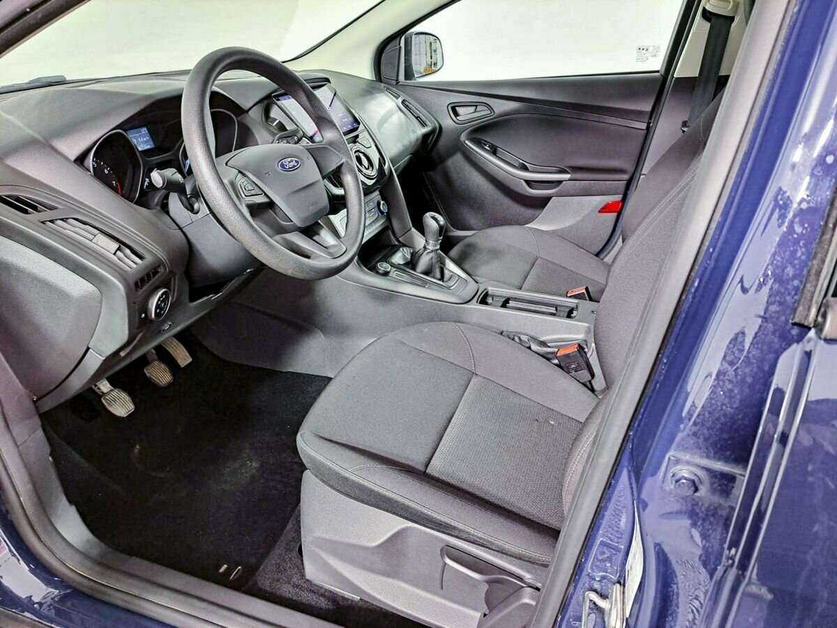 Купить Ford Focus с пробегом. Фото: #13