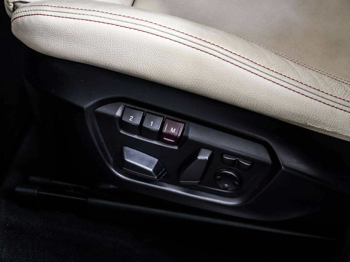 Купить BMW X4 с пробегом. Фото: #17