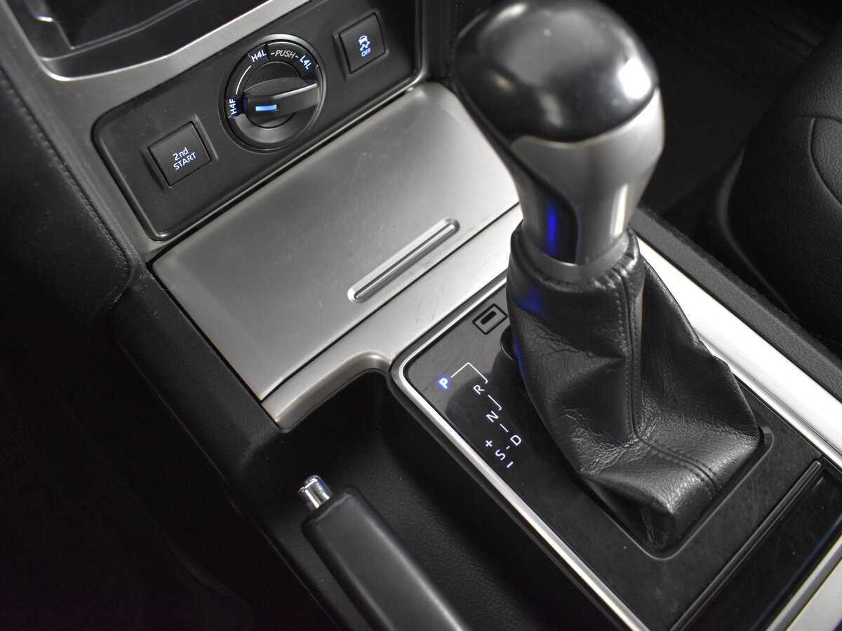 Купить Toyota Land Cruiser Prado с пробегом. Фото: #16