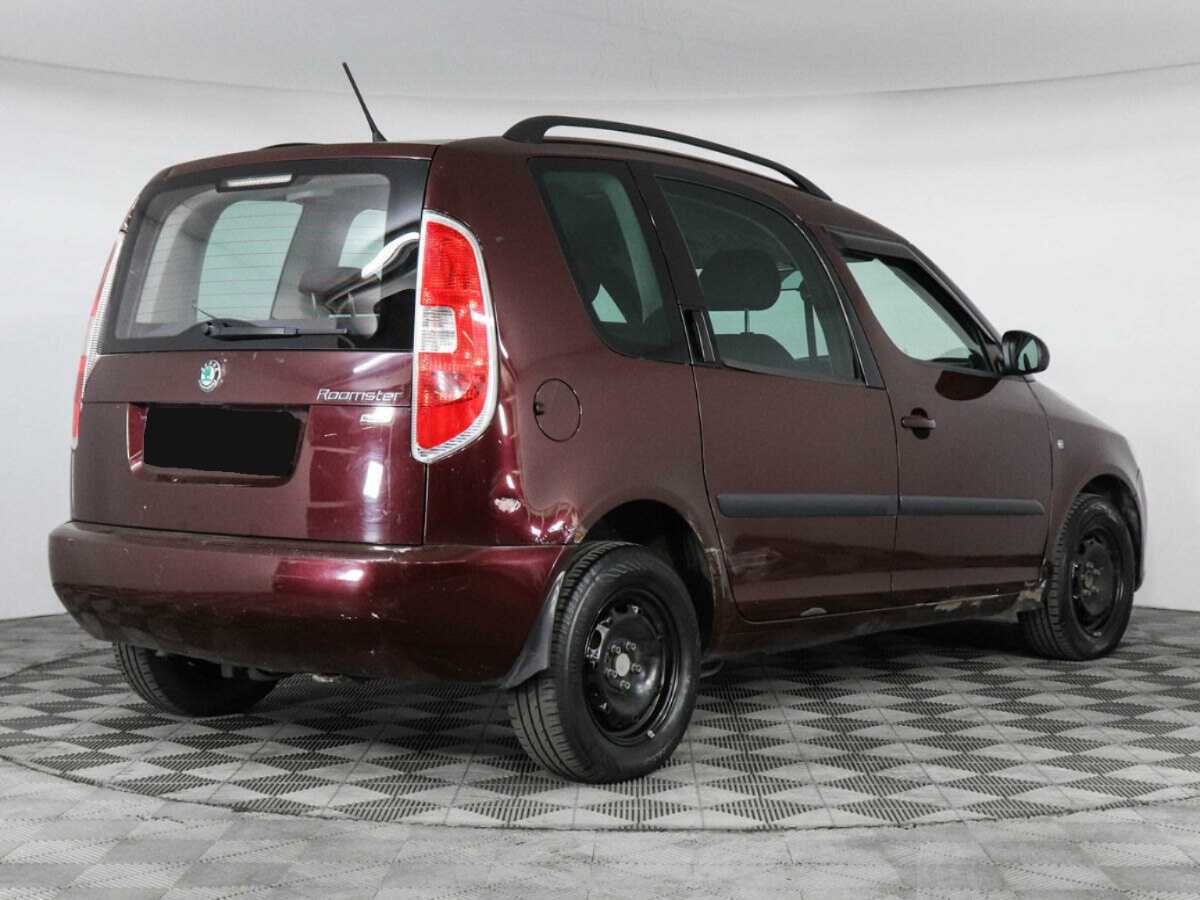 Купить Skoda Roomster с пробегом. Фото: #2
