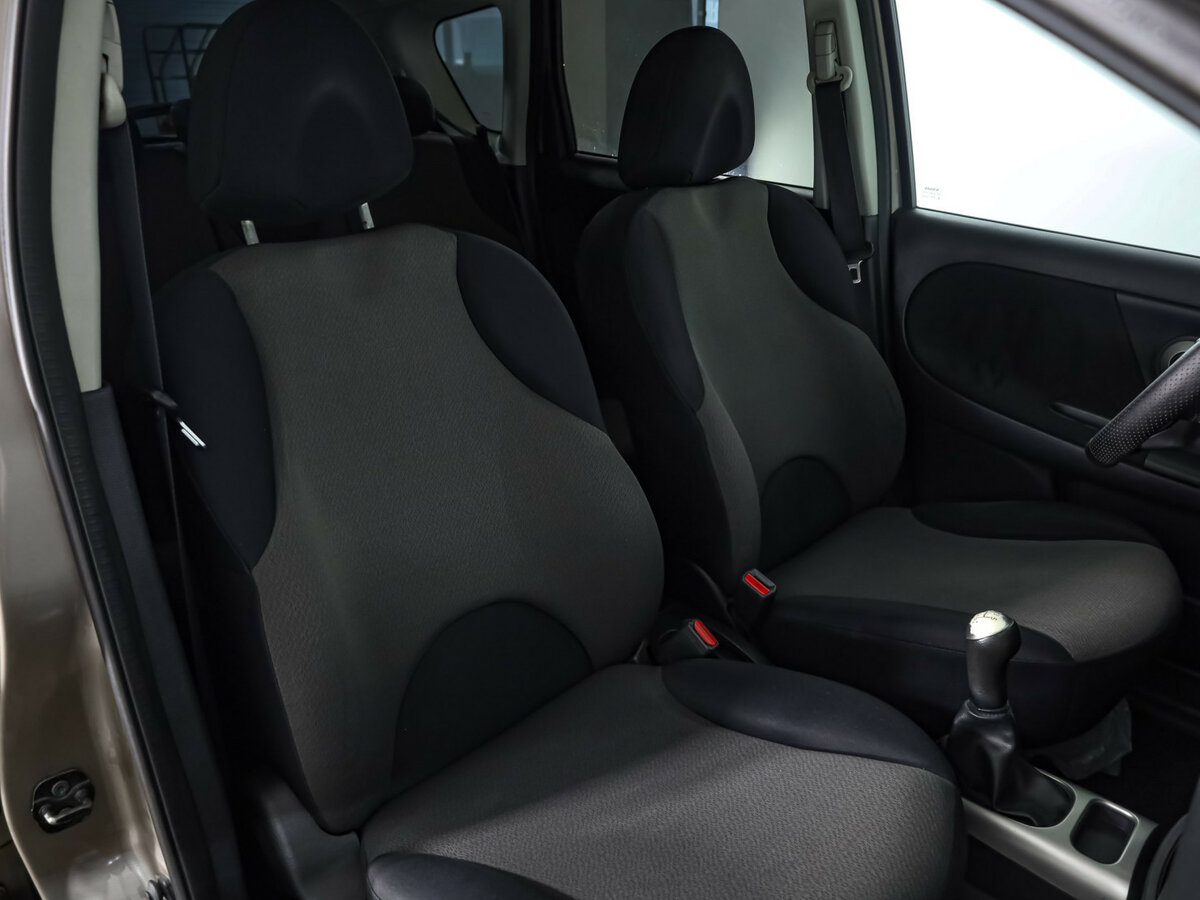 Купить Nissan Note с пробегом. Фото: #17