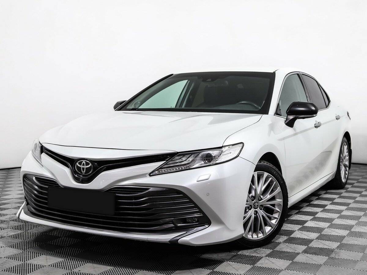 Купить Toyota Camry с пробегом. Посмотреть фото