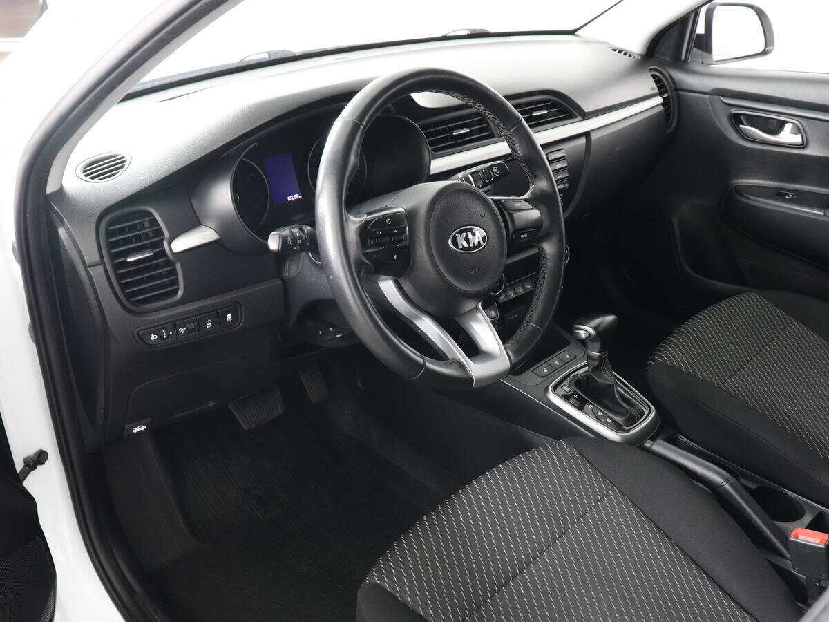 Купить Kia Rio с пробегом. Фото: #10