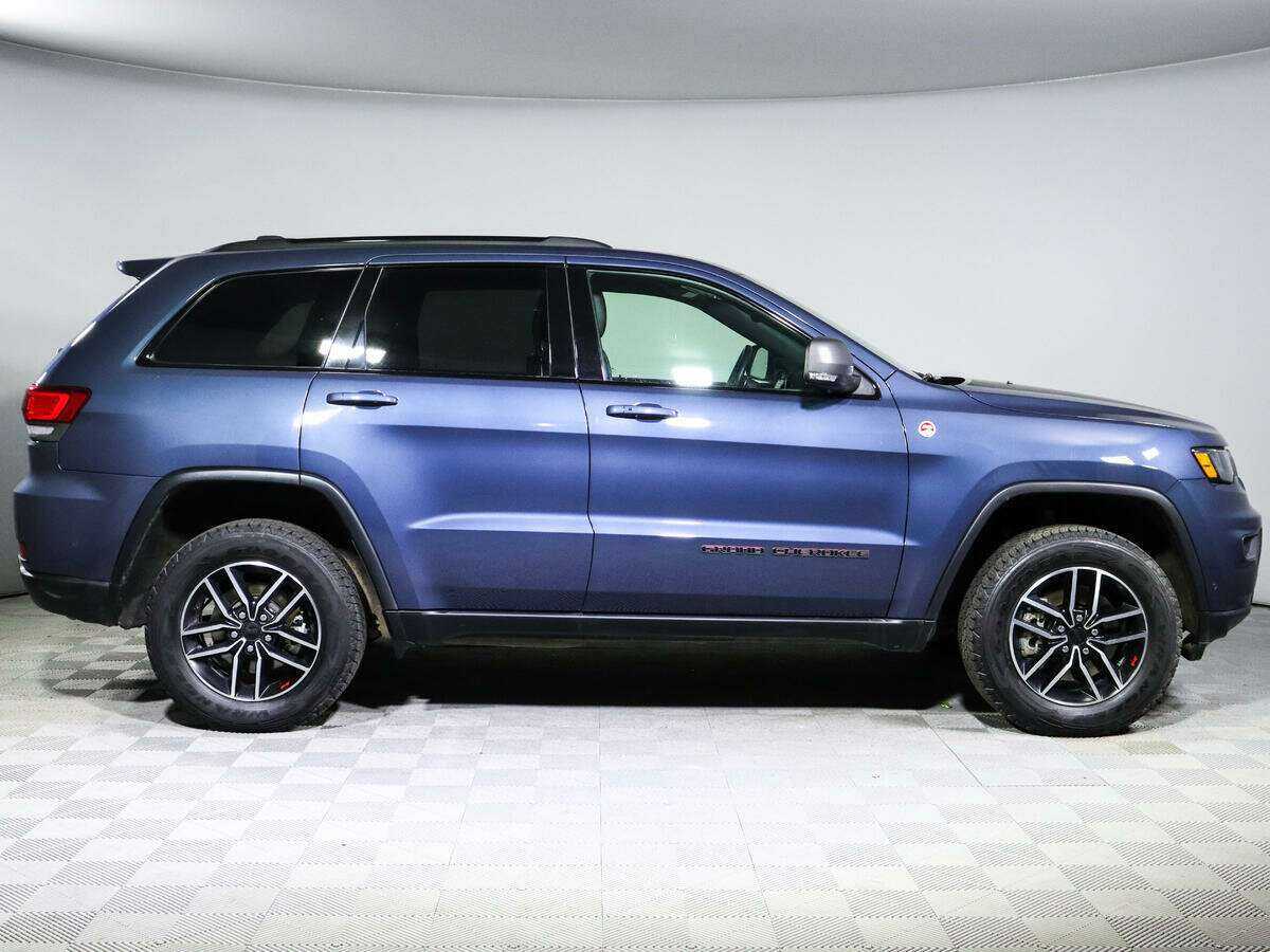 Купить Jeep Grand Cherokee с пробегом. Фото: #3