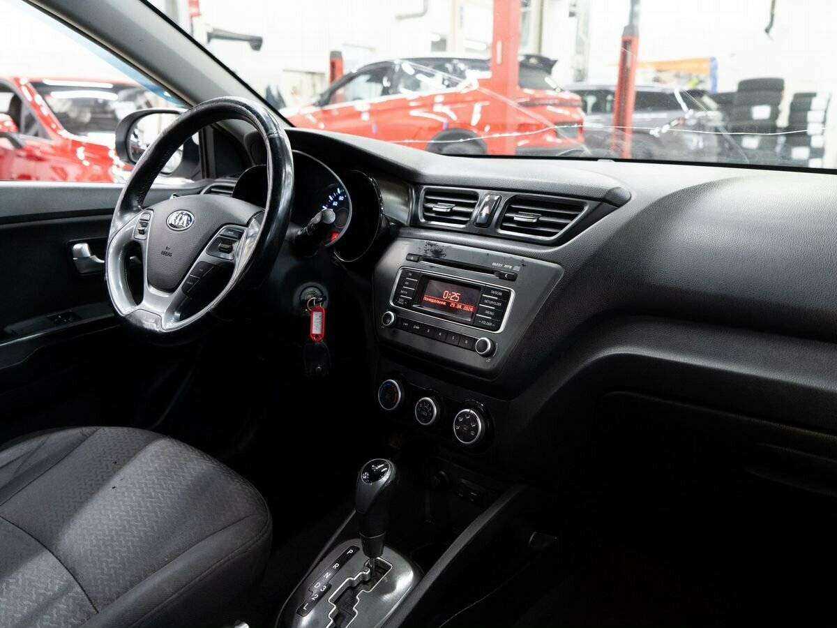 Купить Kia Rio с пробегом. Фото: #16