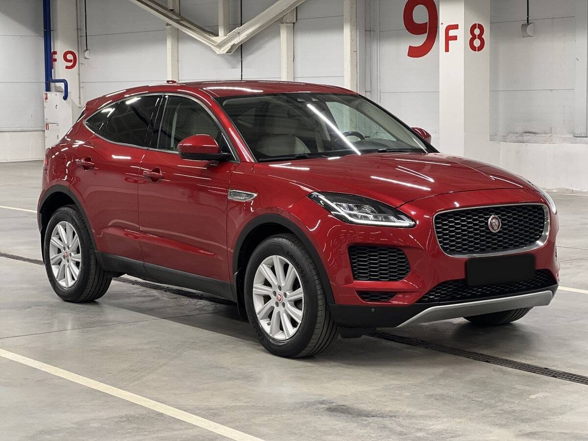 Купить Jaguar E-Pace с пробегом. Фото: #2