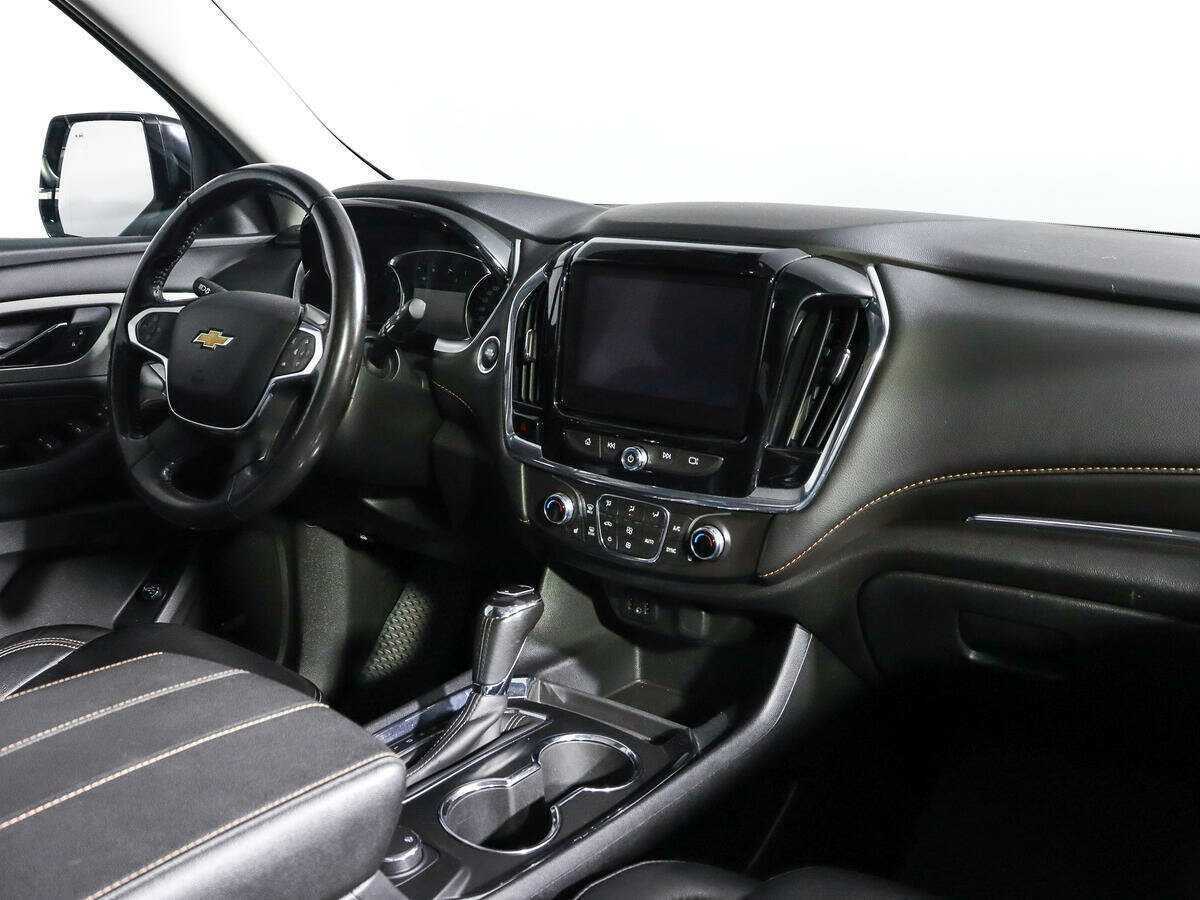 Купить Chevrolet Traverse с пробегом. Фото: #6