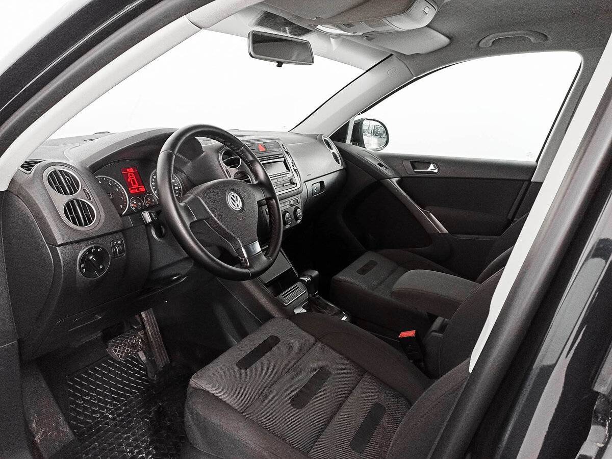 Купить Volkswagen Tiguan с пробегом. Фото: #15