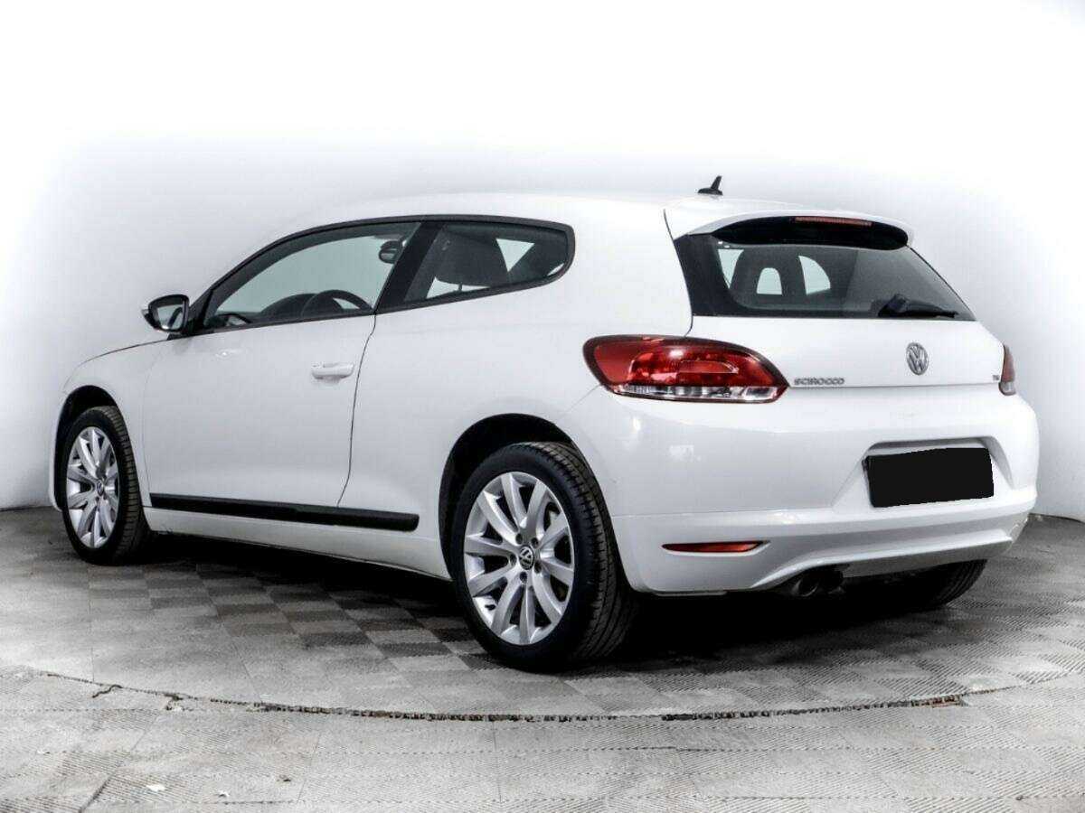 Купить Volkswagen Scirocco с пробегом. Фото: #5