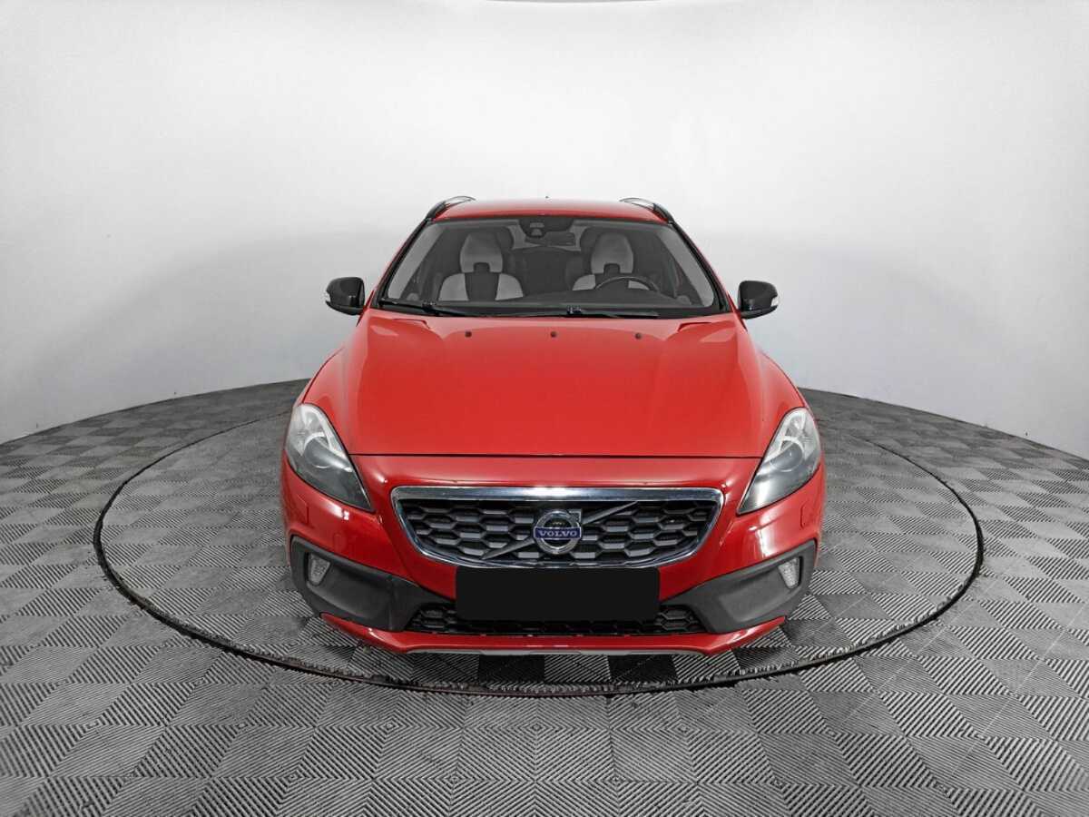 Купить Volvo V40 Cross Country с пробегом. Фото: #1