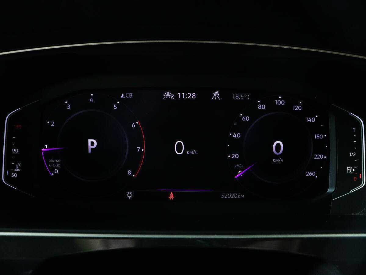 Купить Volkswagen Tiguan с пробегом. Фото: #8