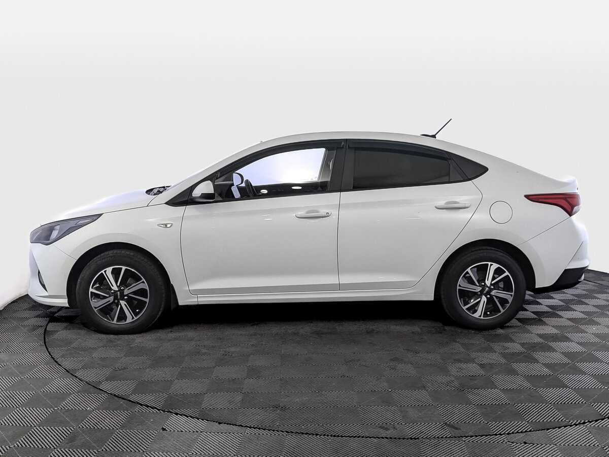 Купить Hyundai Solaris с пробегом. Фото: #7