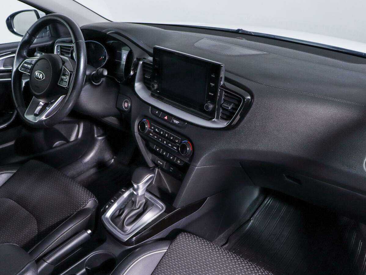 Купить Kia XCeed с пробегом. Фото: #6