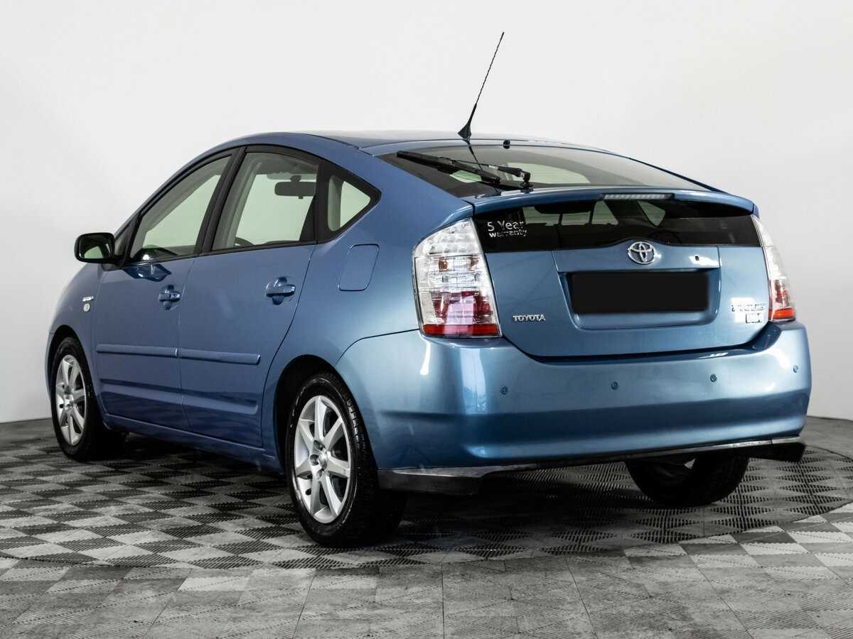 Купить Toyota Prius с пробегом. Фото: #5
