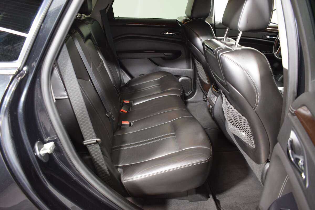 Купить Cadillac SRX с пробегом. Фото: #14