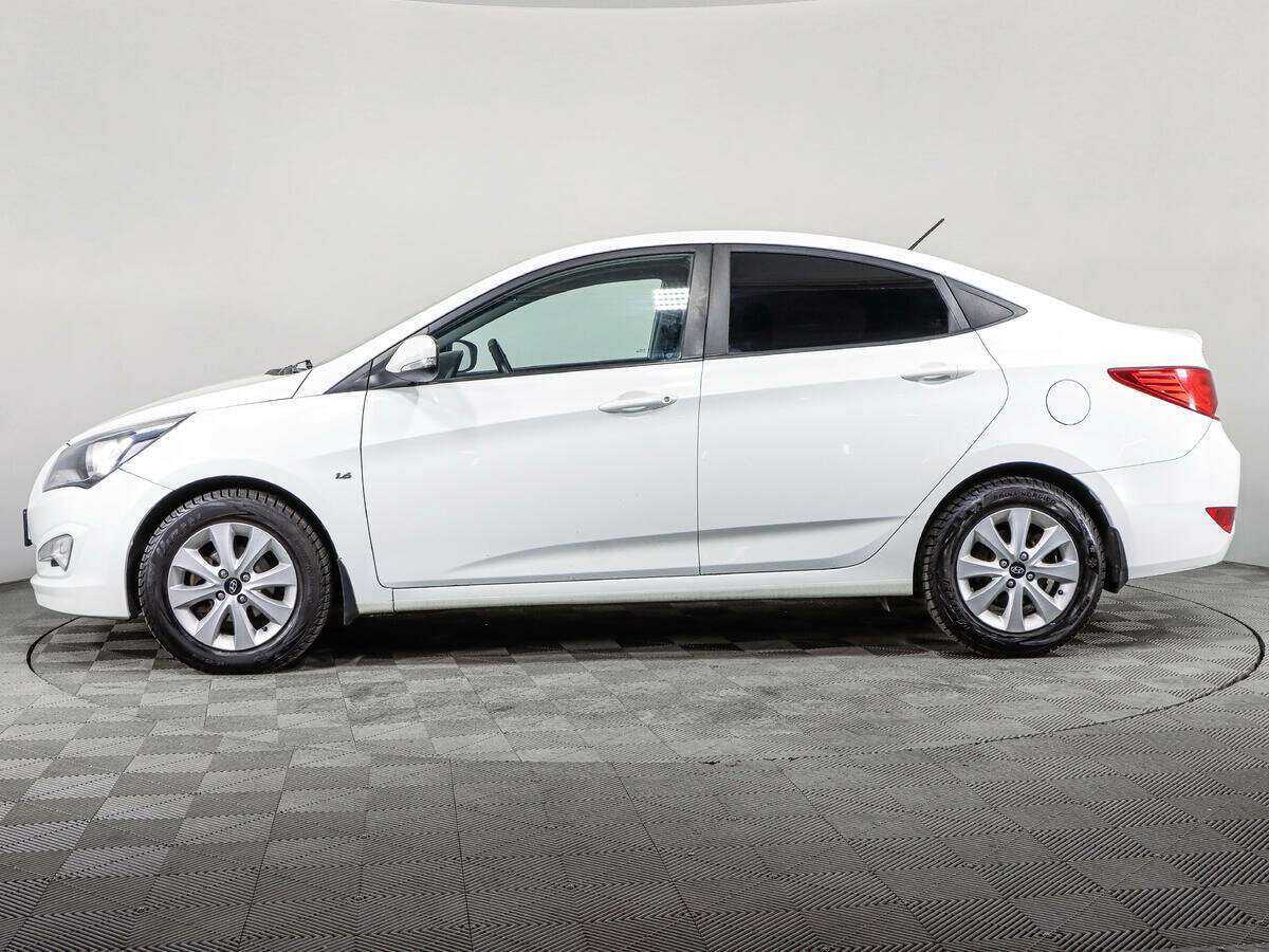 Купить Hyundai Solaris с пробегом. Фото: #6