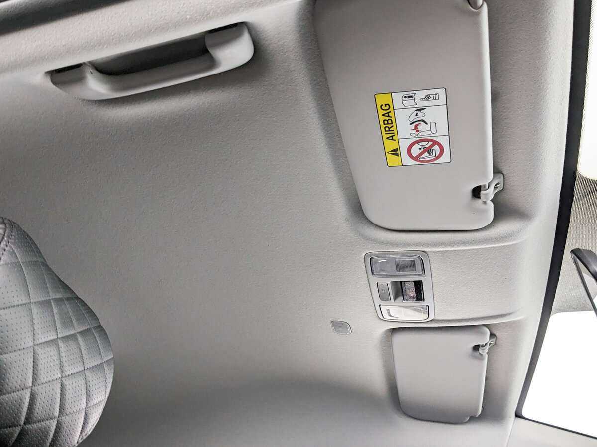 Купить Hyundai Solaris с пробегом. Фото: #17