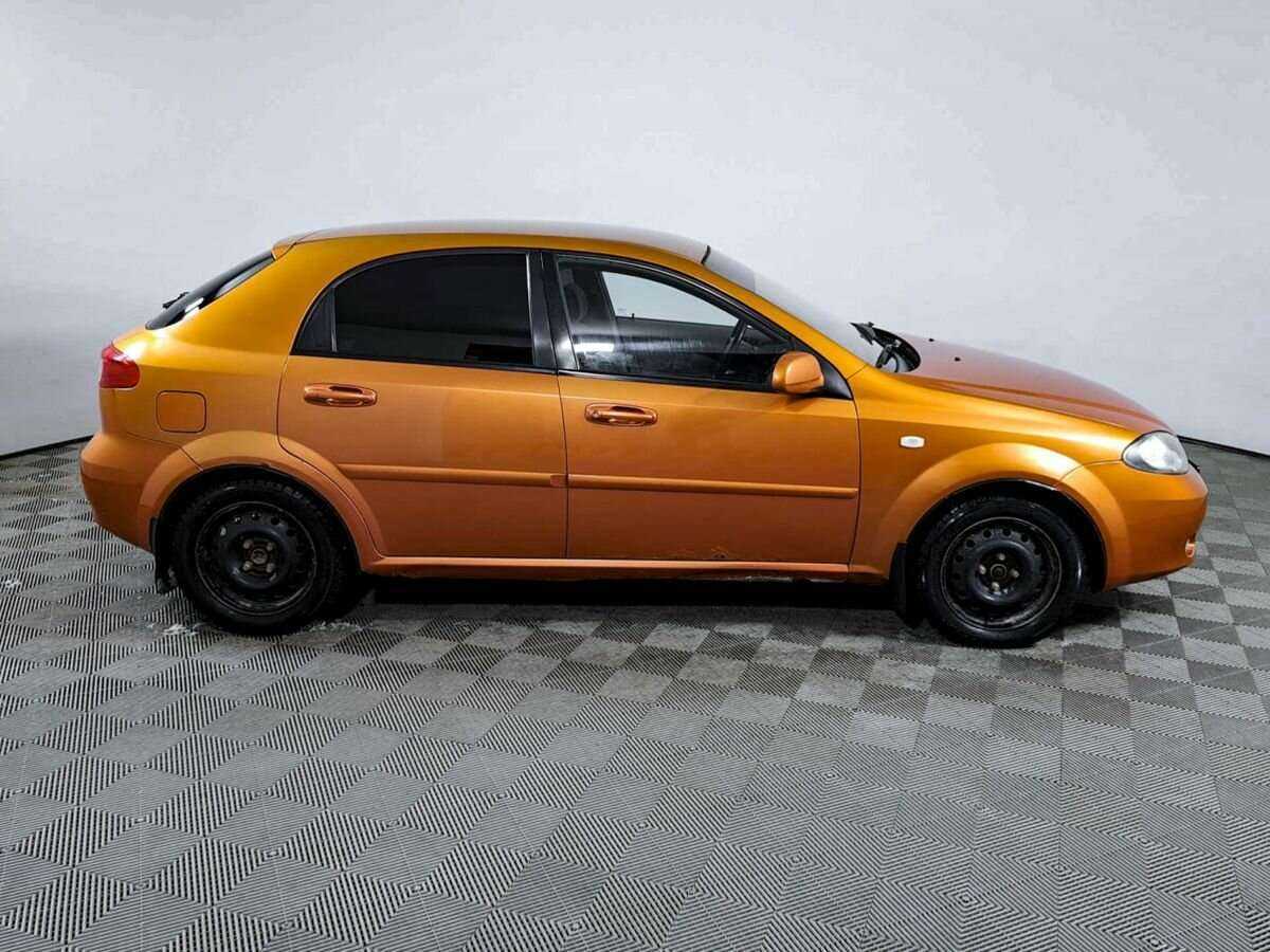 Купить Chevrolet Lacetti с пробегом. Фото: #3