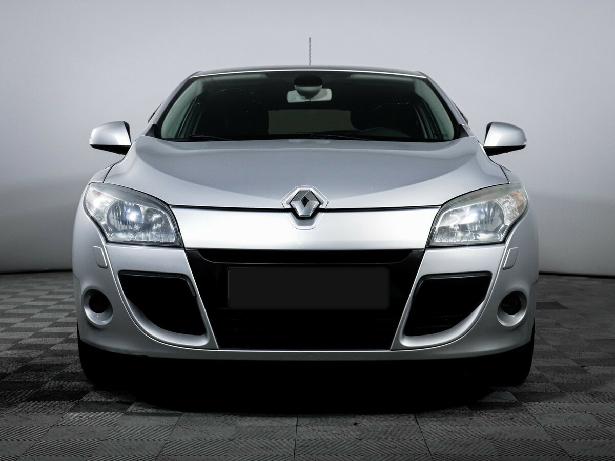 Купить Renault Megane с пробегом. Фото: #1