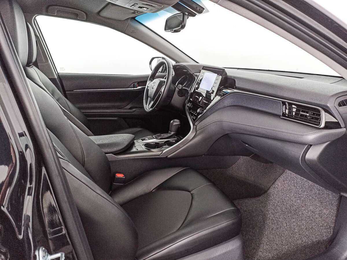 Купить Toyota Camry с пробегом. Фото: #8